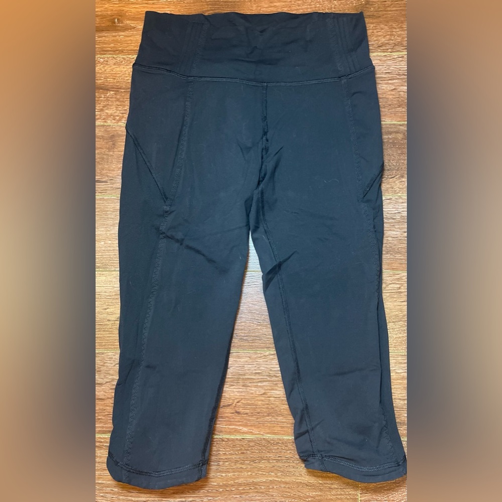 Lululemon cropped black tights